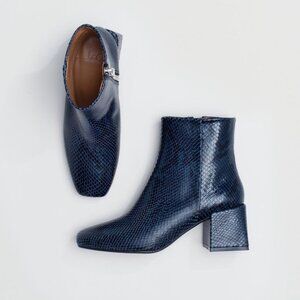 LOQ Lazaro Boot Hydro Snake Size 38, Like New